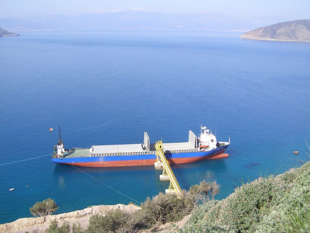 Altsi Port Facilities